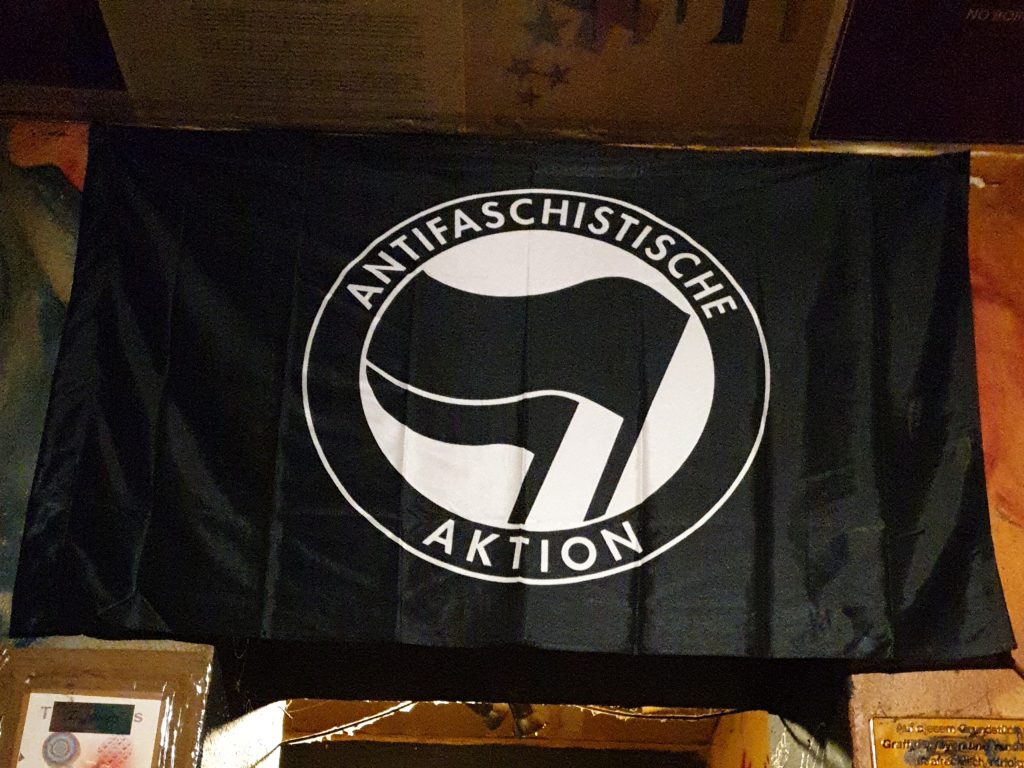 Antifa Flagge